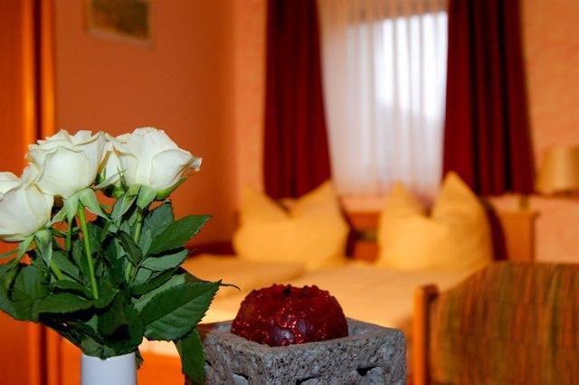 Hotel Schonunger Bucht Waigolshausen Bagian luar foto